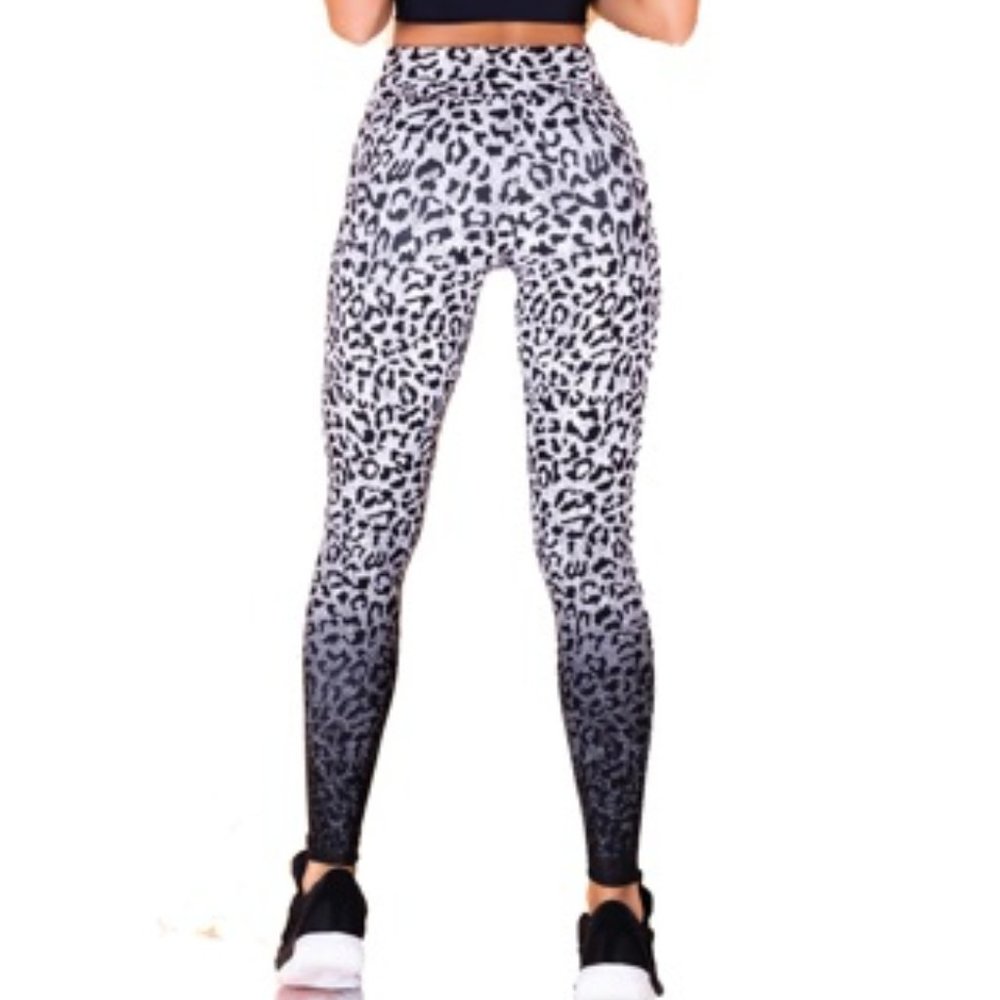💗DLK | Yoga Legging B&W Animal Print - Picture 3 of 8